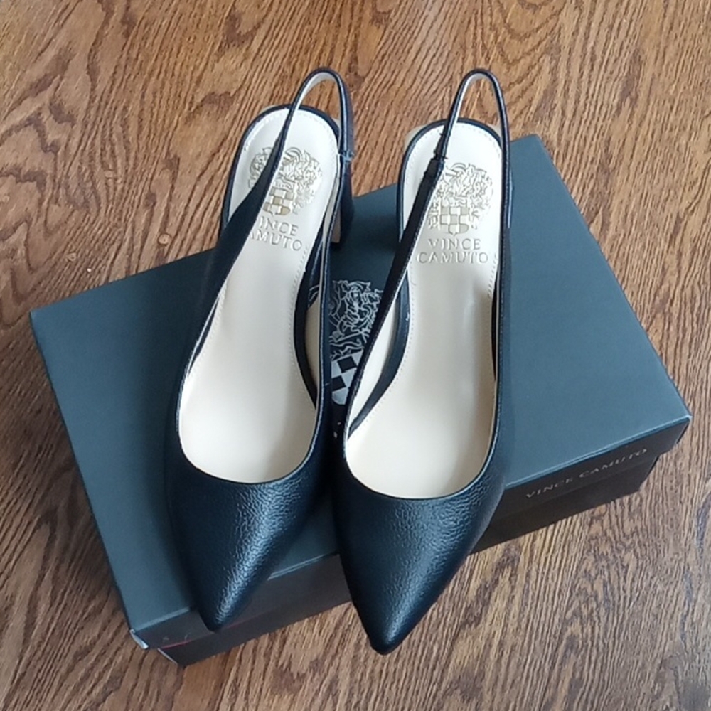 Vince Camuto Women's Pumps-NEW